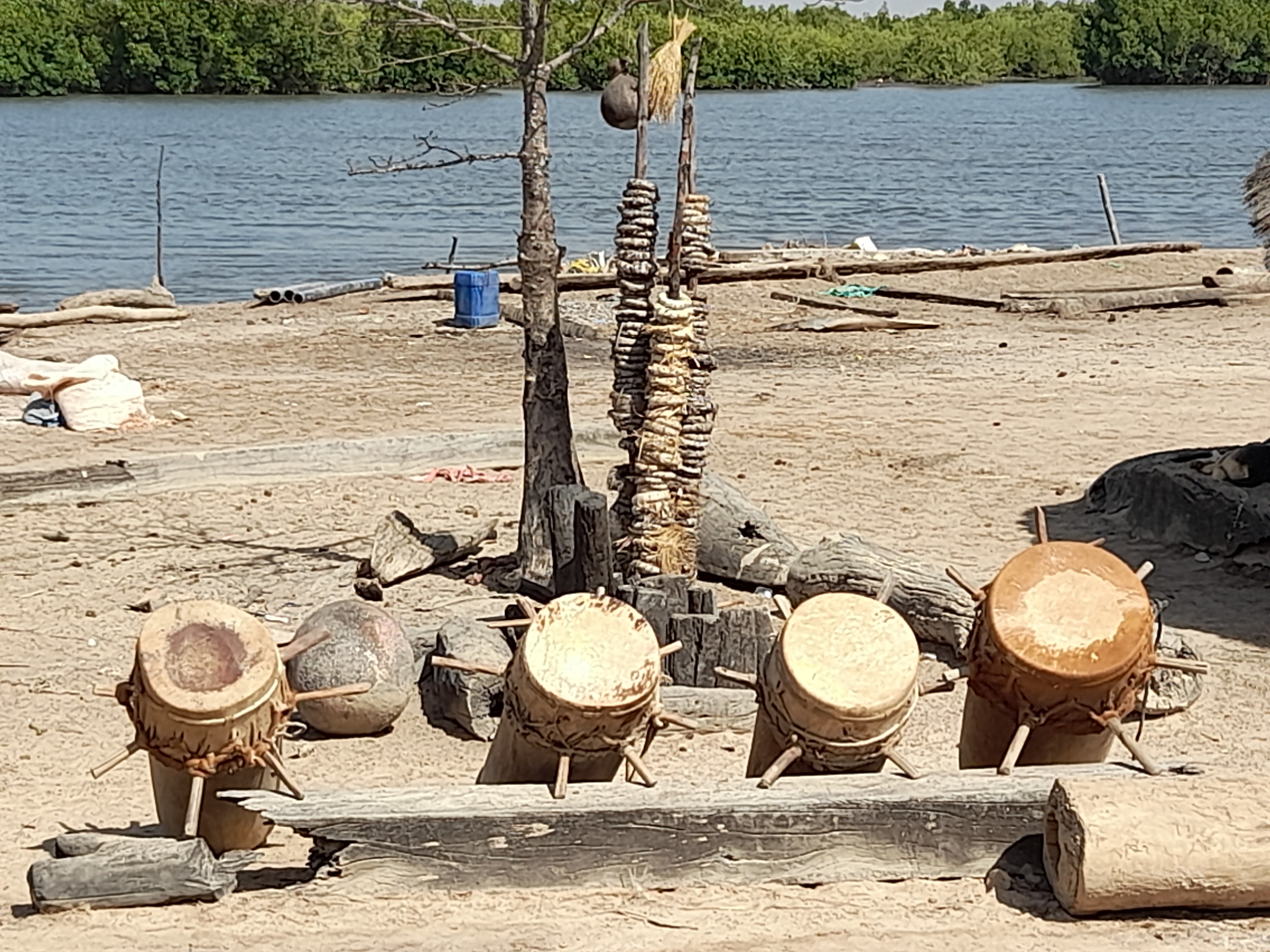 Traditionelles Dorf Eloubaline